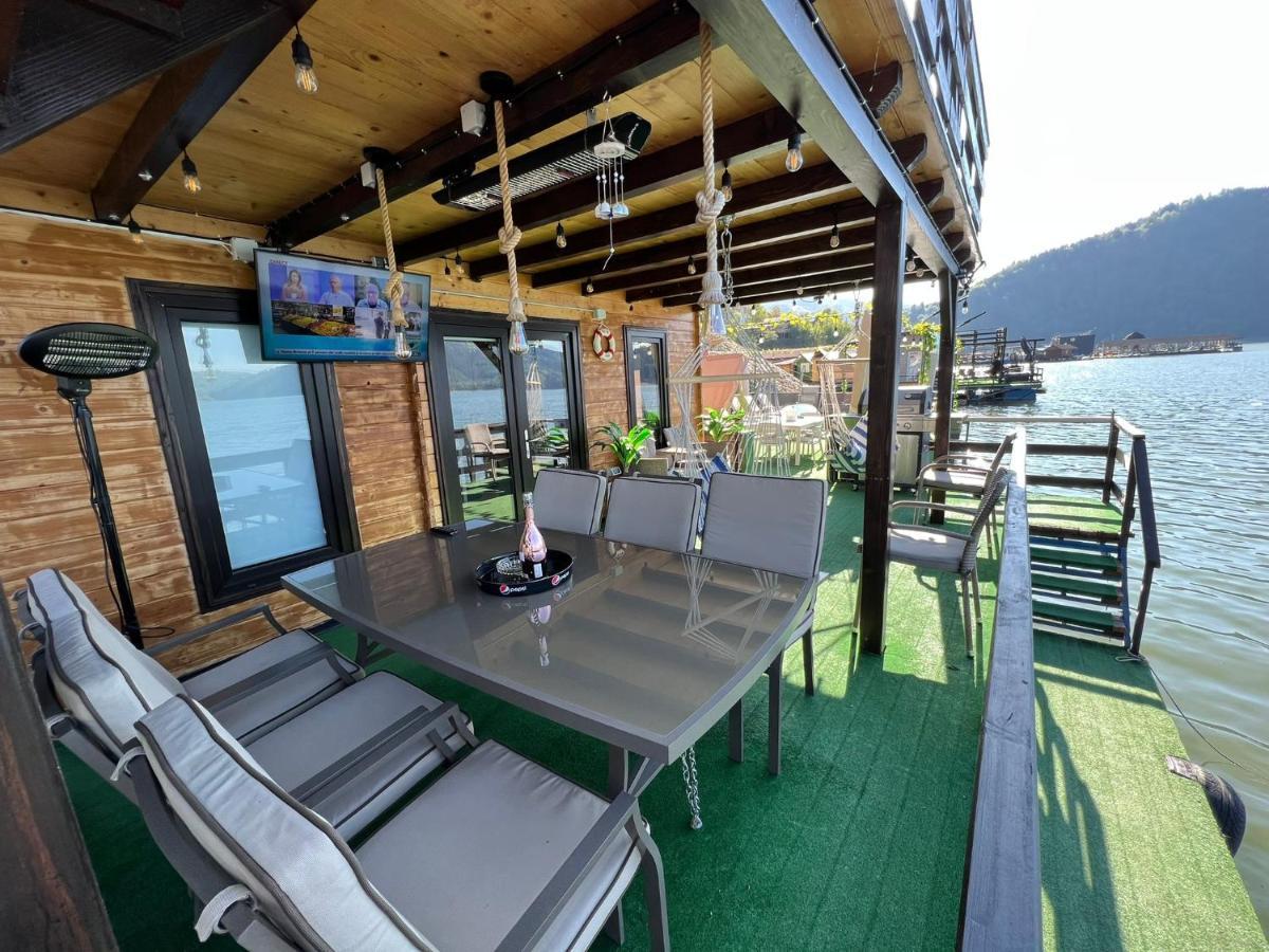 Holiday Bicaz Bungalows On The Lake Exterior foto