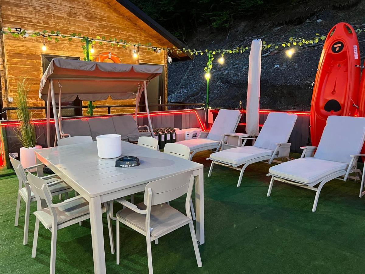 Holiday Bicaz Bungalows On The Lake Exterior foto