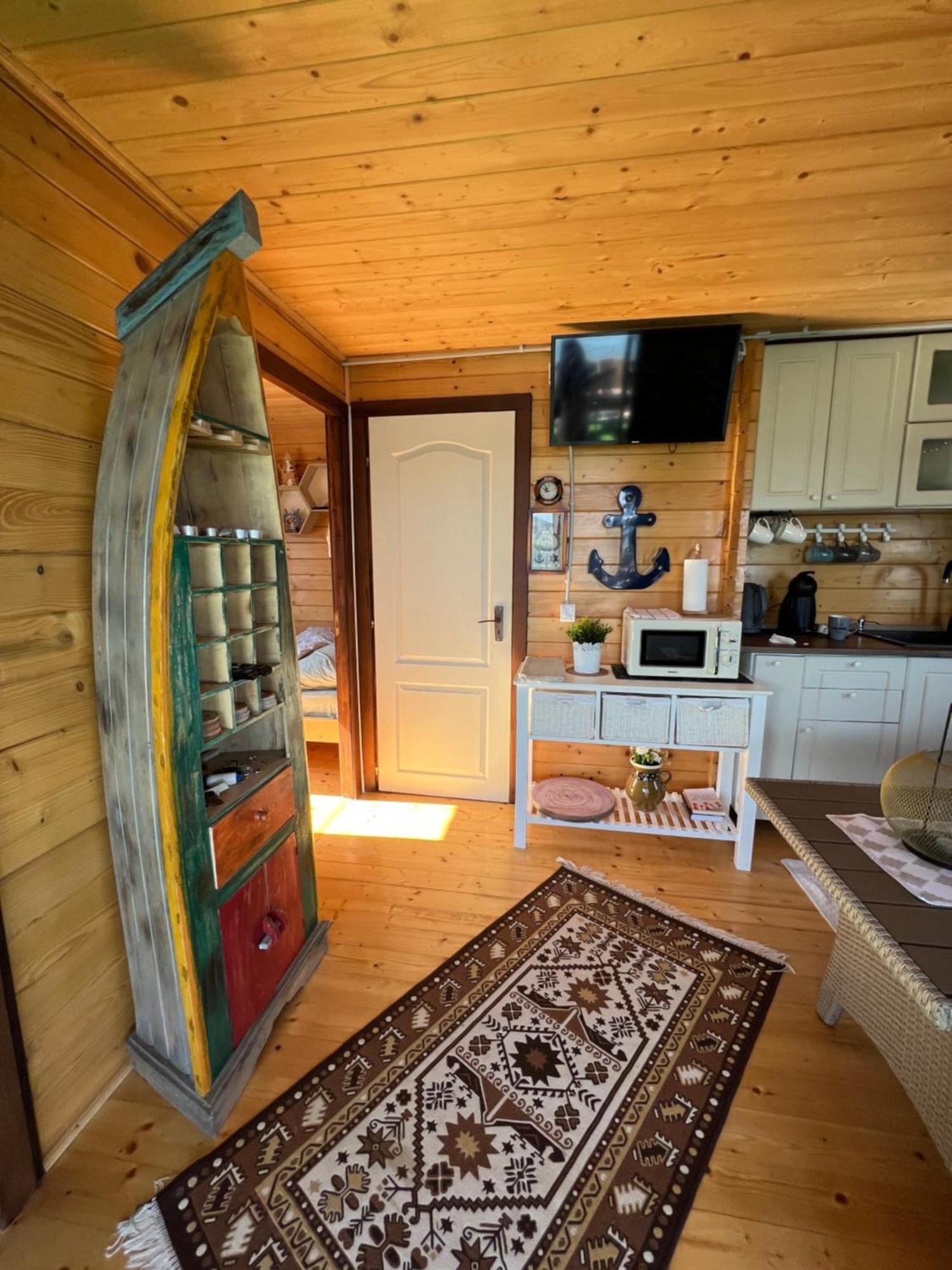 Holiday Bicaz Bungalows On The Lake Exterior foto